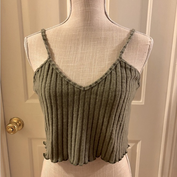 SHEIN Tops - 🏖️NWT SHEIN Mod crop top -size large